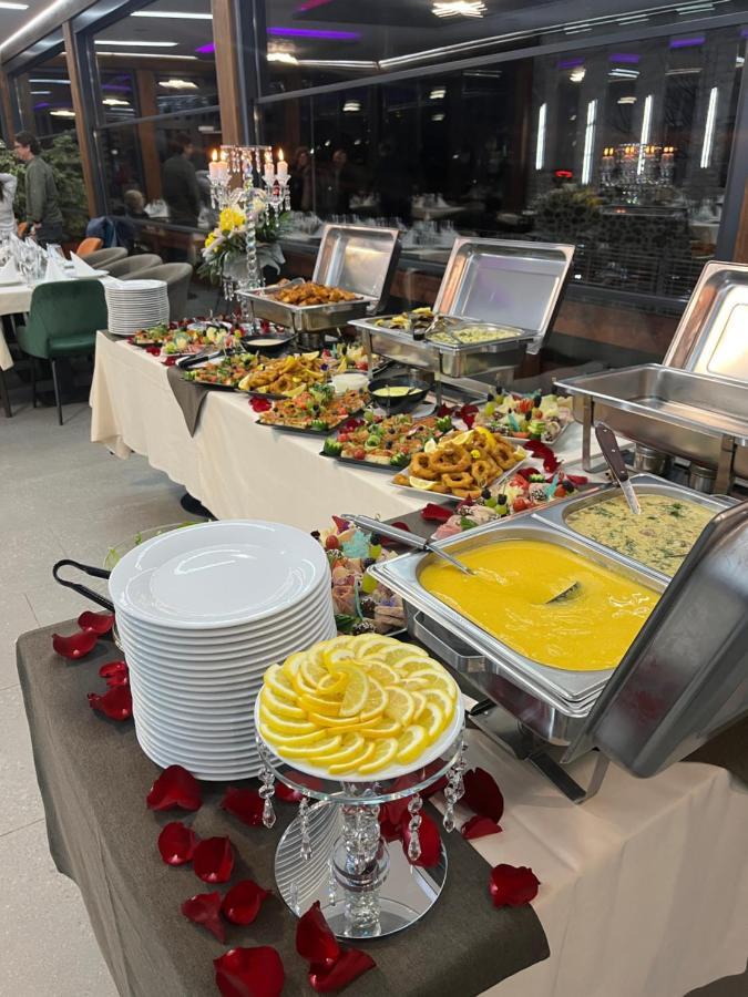 Vila Calimanel Hotel Vatra Dornei Luaran gambar